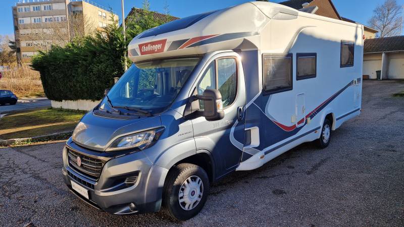 Vente d'un très beau profilé de marque française équipé d'une Plancha/Grill 